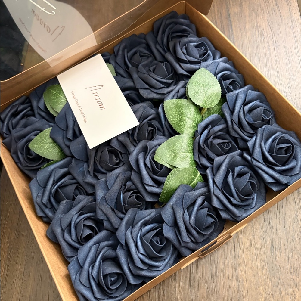 Elegant Midnight Blue Rose Box by Floroom